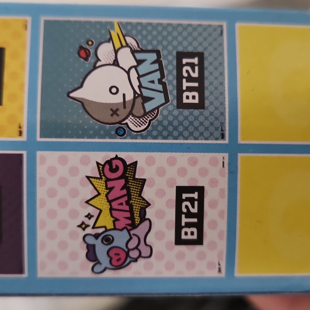 BT21 Posters
